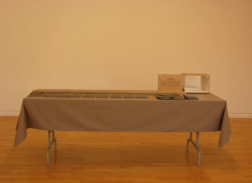 image du titre TABLE AUX FANTÔMES