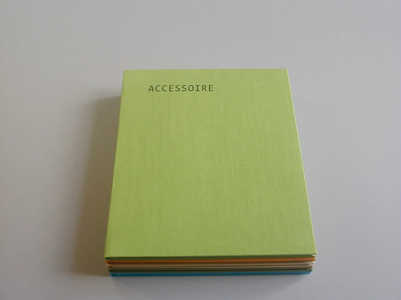image du titre ACCESSOIRE