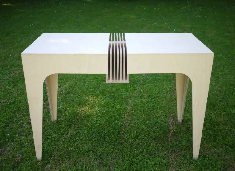 image du titre TABLE 21